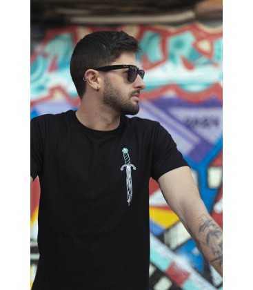 Camiseta Our leaders won´t save us Negra  - FREELIFE