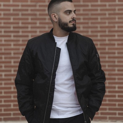 Bomber Perros Callejeros