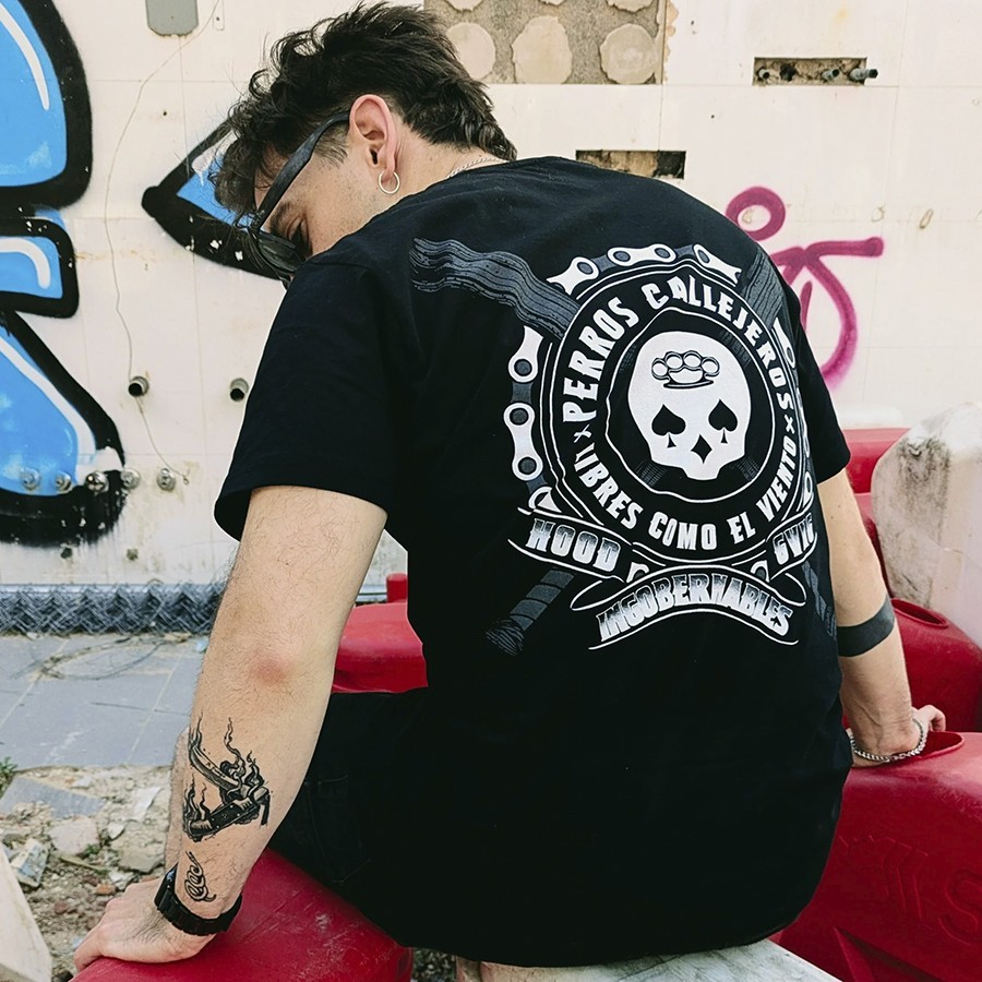 Camiseta Hood - Perros Callejeros