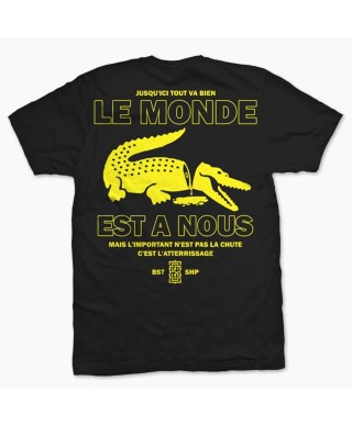 Camiseta Le Monde Est A Nous