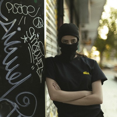 Camiseta Le Monde Est A Nous