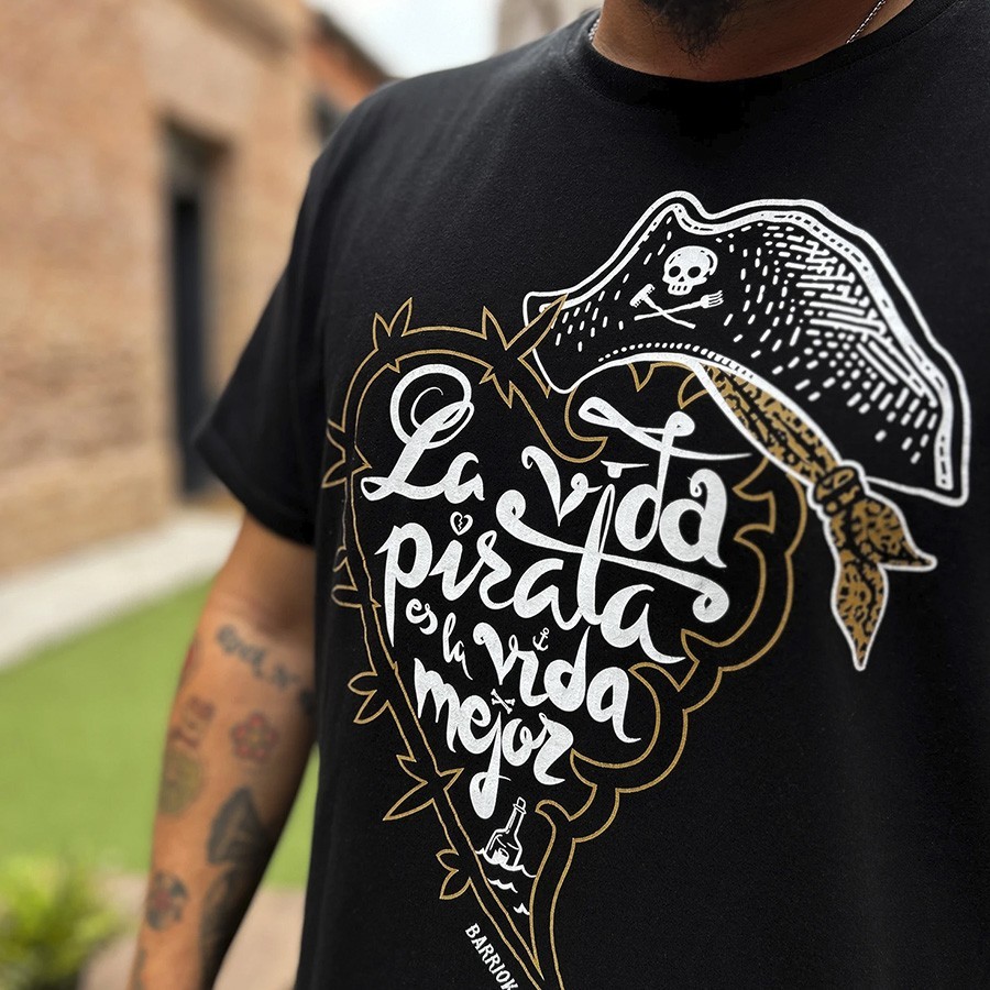 Camiseta vida pirata unisex - Barrioka