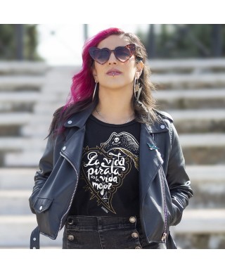 Camiseta vida pirata entallada - Barrioka