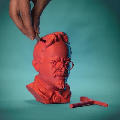 Hucha de Trotsky - Enemigos de España