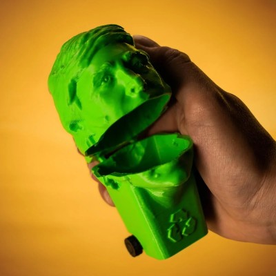 Milei Papelera - Enemigos de España