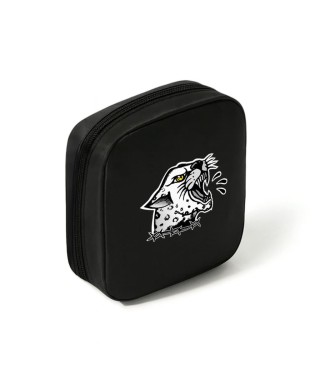 Neceser desobediencia  - Hard Way